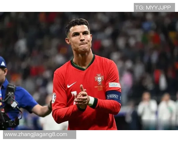 球星足球女生崛起:她们如何打破性别界限走向世界舞台 球星足球女生崛起:她们如何打破性别界限走向世界舞台