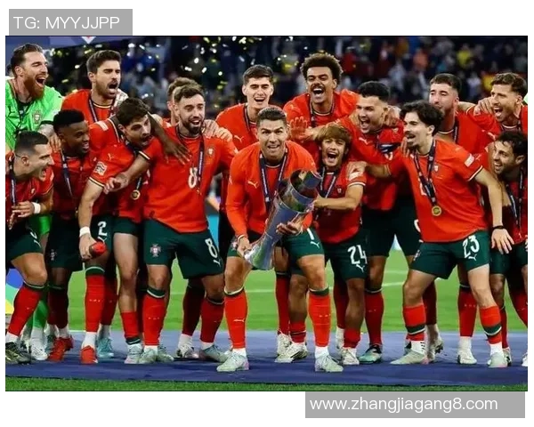 足球界传奇0号球星的崛起与辉煌历程揭秘 足球界传奇0号球星的崛起与辉煌历程揭秘